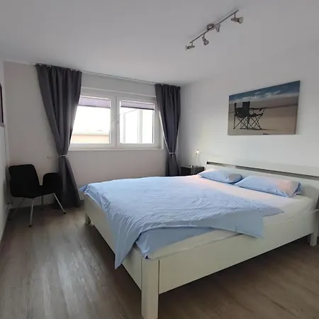 Insider Apartment