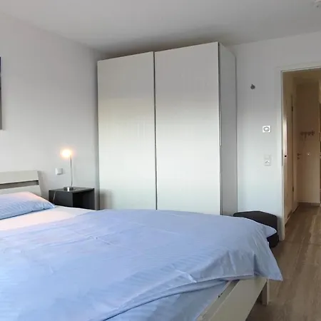 Insider Apartment *